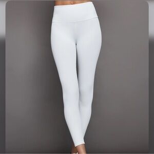 CARBON 38 Ribbed 7/8 Leggings in White Size Small